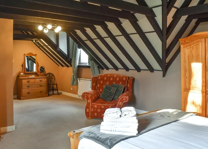 Larpool Mews 度假居 *